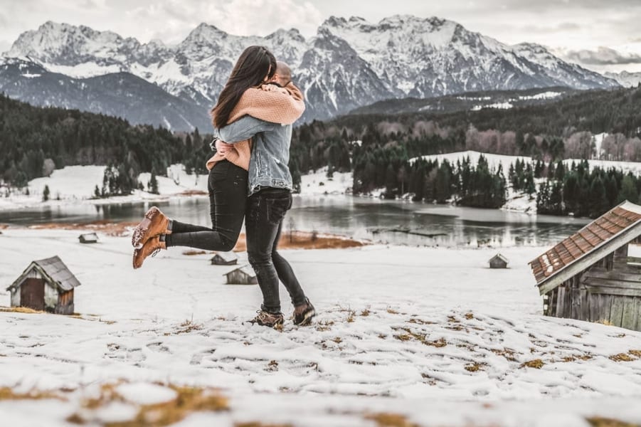 Kashmir Honeymoon Tour Package