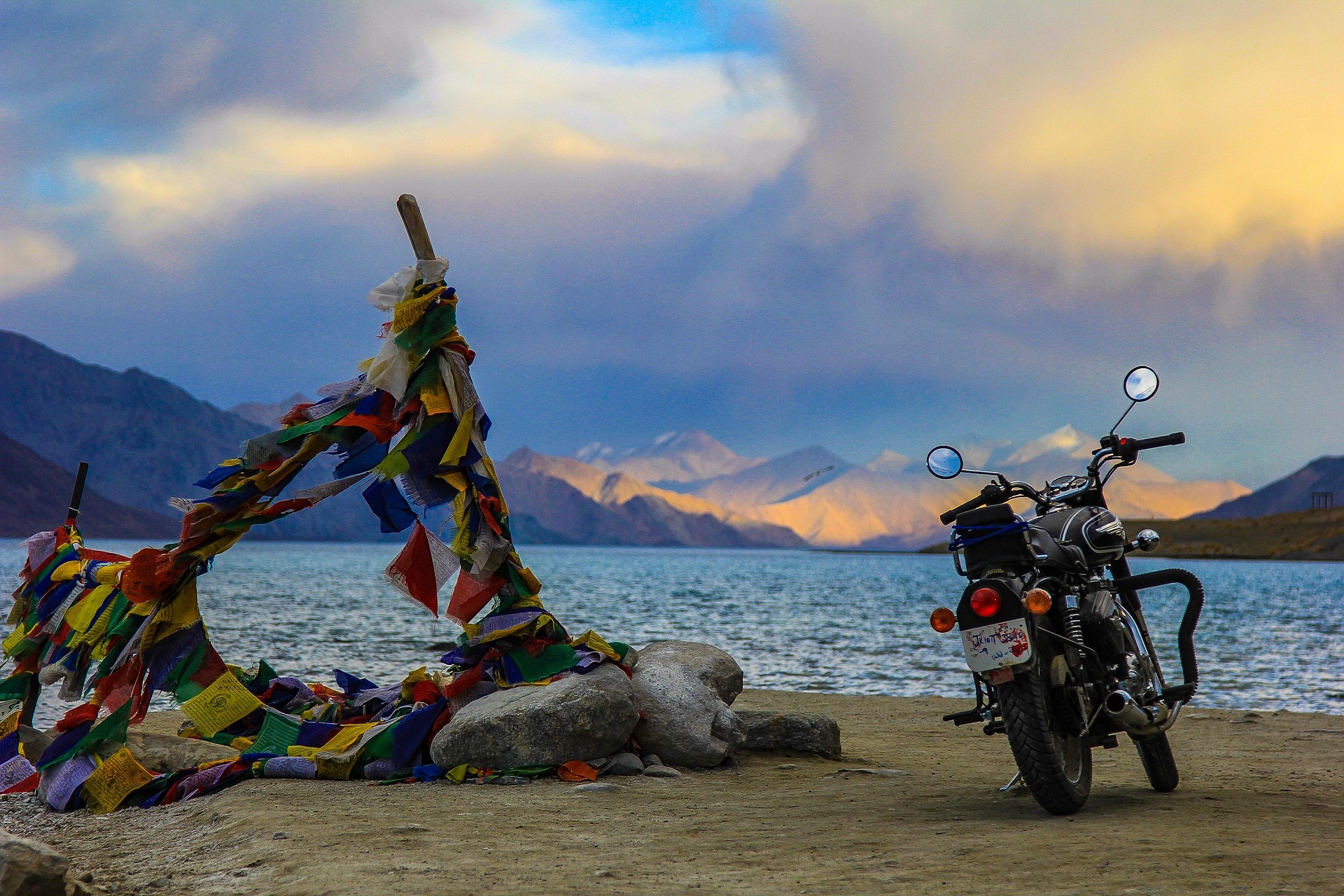 Lovely Ladakh Tour Package